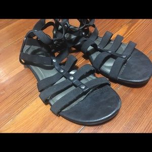 Strappy Women’s Size 10 Black Sandals